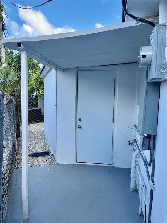 Building Photo - 2201 NE 135th Ln