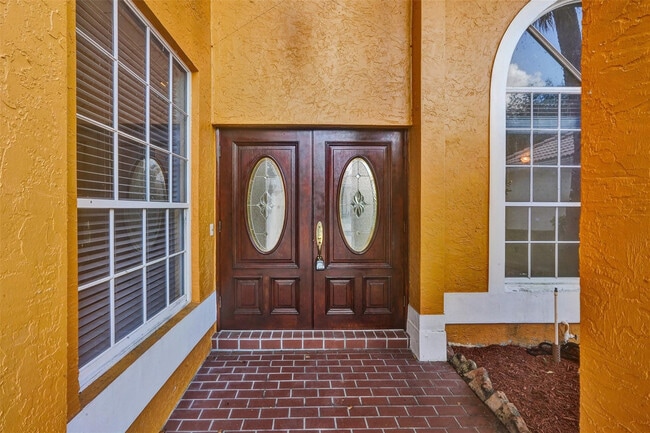 Building Photo - 10902 Tamoron Ln