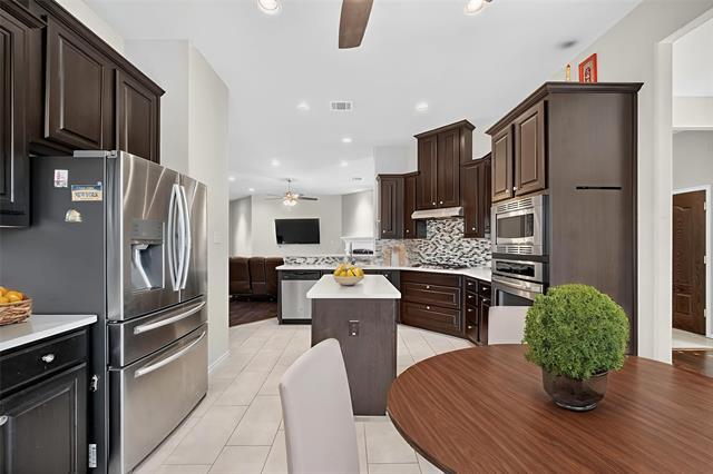 Building Photo - 4701 Bungalow Dr