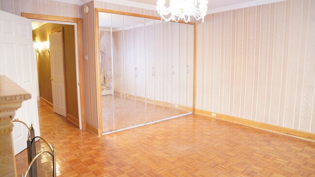 Building Photo - 6345 Morrowfield Ave