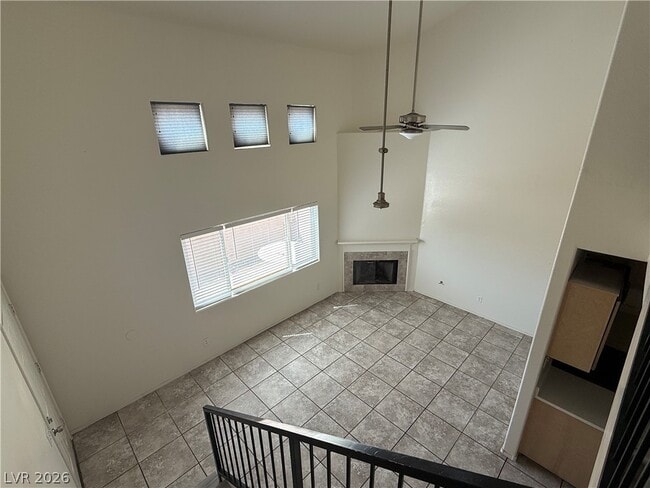 Building Photo - 5195 Souvenir Ln