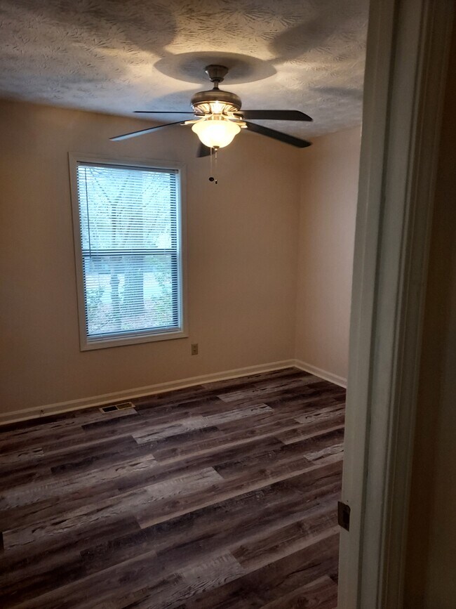 Building Photo - 5336 Ferry Creek Ln