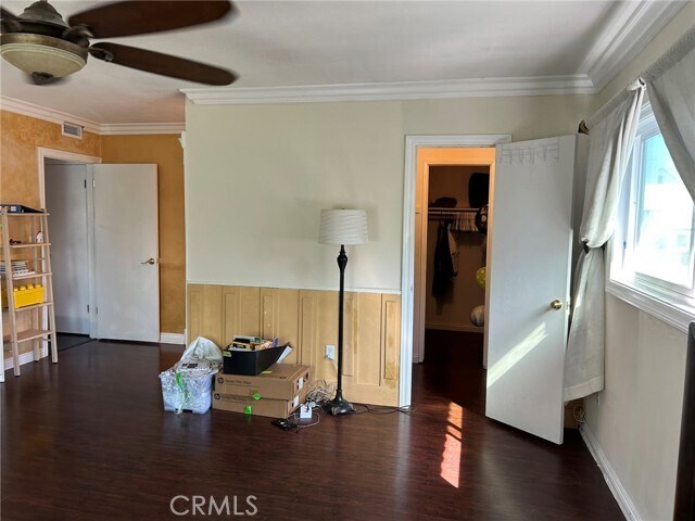 Building Photo - 2305 Rockefeller Ln