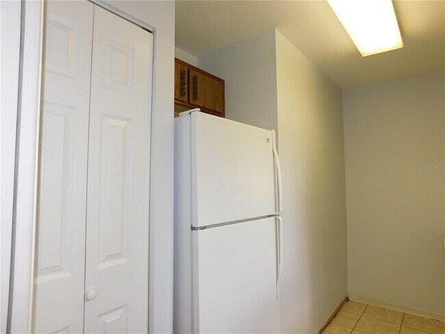 Building Photo - 1118 Spring Meadow Dr