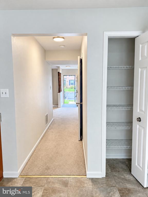 Building Photo - 6281 Rathlin Dr