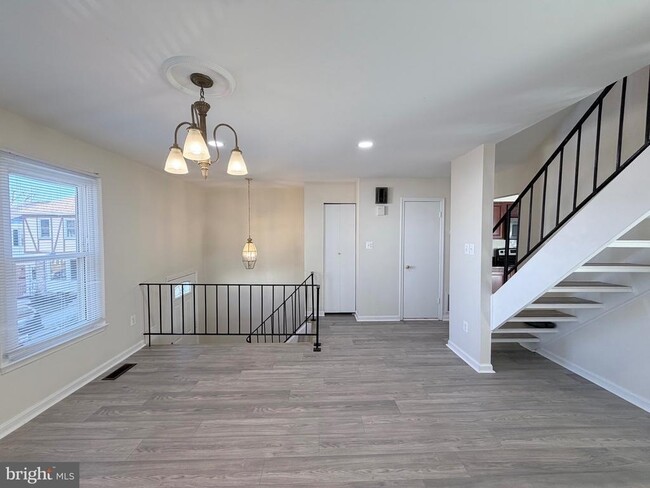 Building Photo - 4054 Hanson Oaks Dr