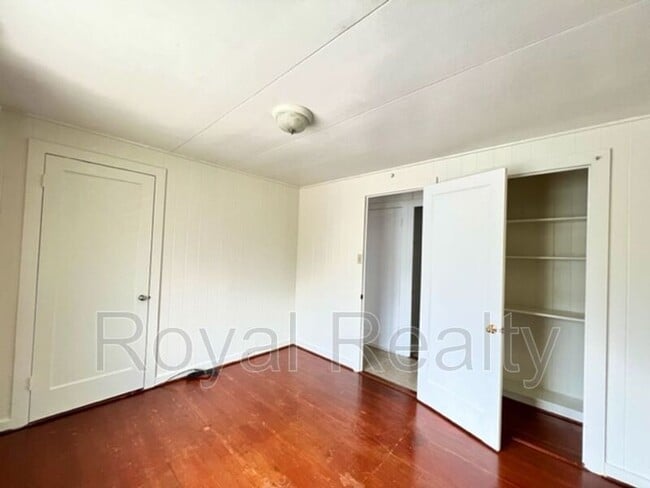 Building Photo - 288 Auwaiolimu St