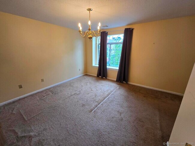 Building Photo - 62 Pierpont Rd