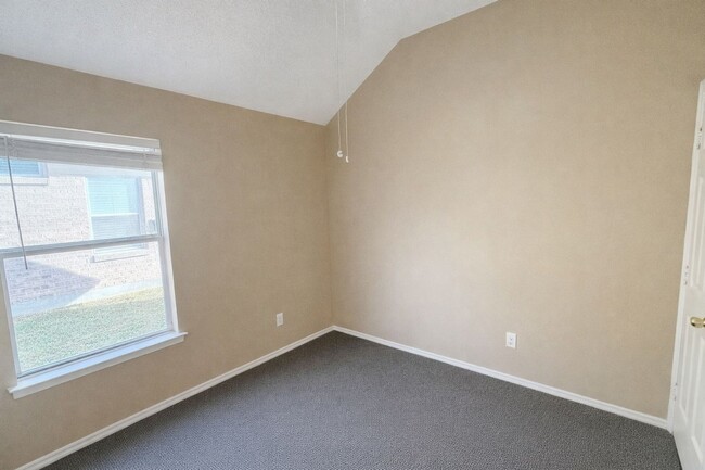 Building Photo - 7189 Waterlily Ln