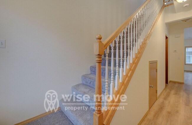 Building Photo - At Home in East Vancouver- 1/2 off First Month!