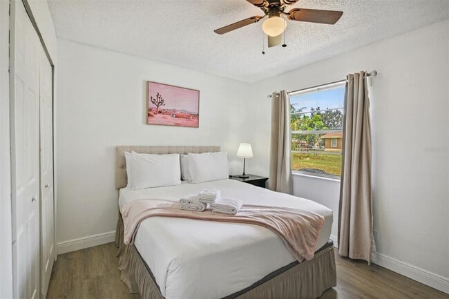 Building Photo - 811 W Magnolia St