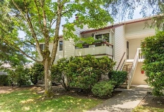 Building Photo - Downtown Woodinville Condo Available Now!