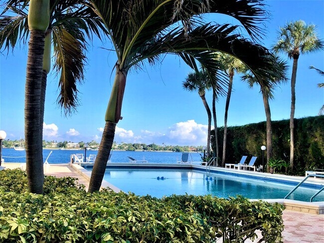 Building Photo - 2800 N Flagler Dr