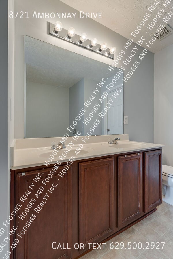 Building Photo - 8721 Ambonnay Dr