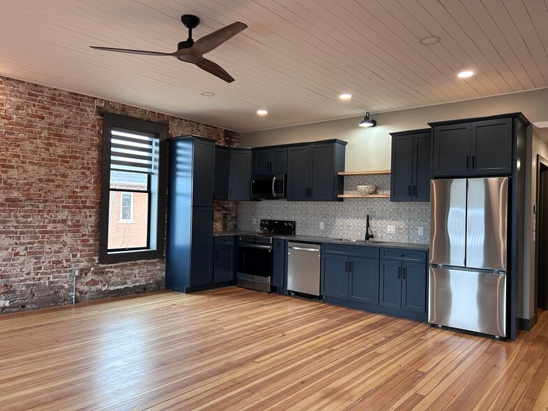 Building Photo - 101 Court St