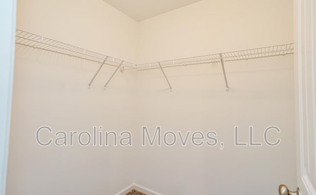 Building Photo - 276 Lockeland Park Dr