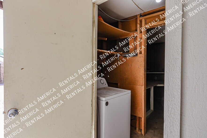 Building Photo - 14029 N 38th Pl