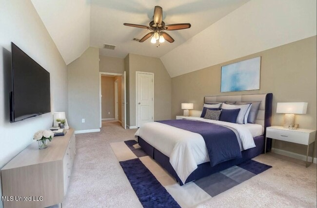 Building Photo - Centerhill Schools, beautiful corner lot w...