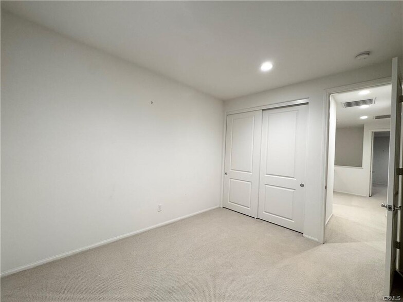 Building Photo - 401 Castiano St