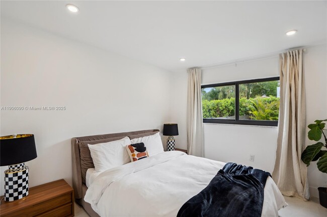 Building Photo - 9600 SW 147th St