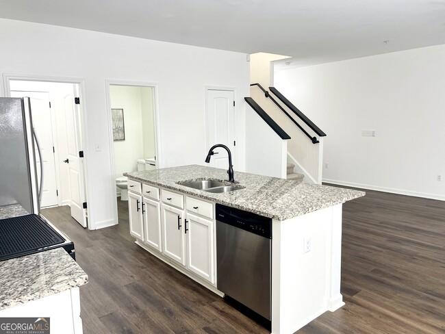 Building Photo - 7831 Rock Rose Ln