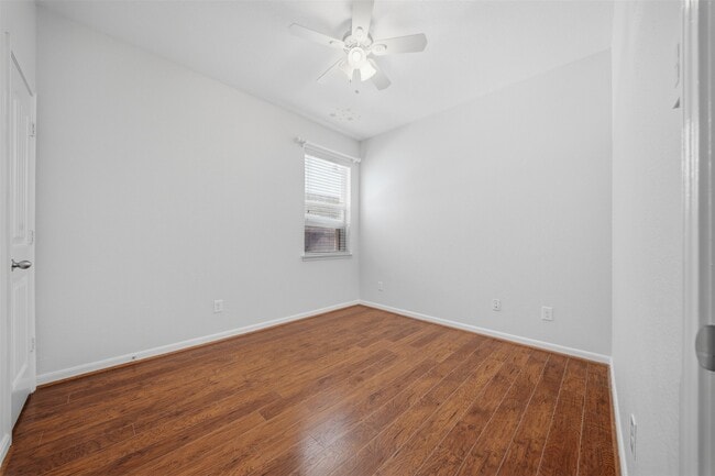 Building Photo - 11126 Celano Dr