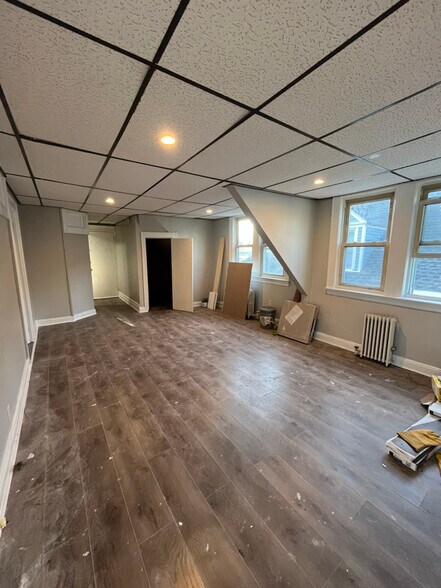 Building Photo - 25 S 17th St