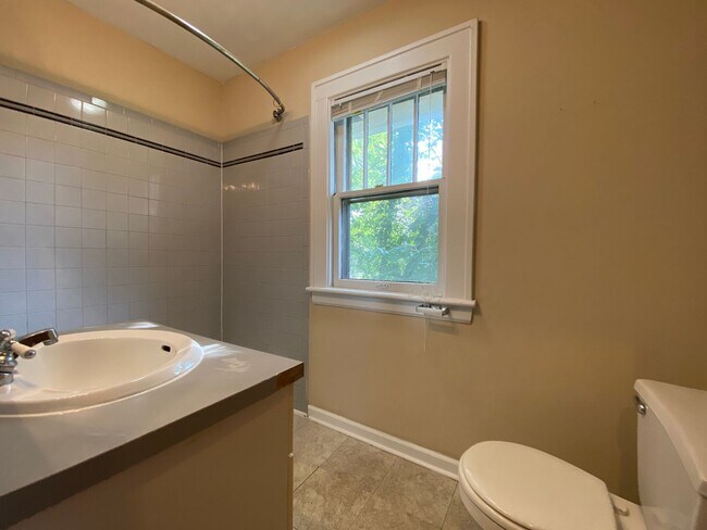 Building Photo - Available August 11th, 2026!