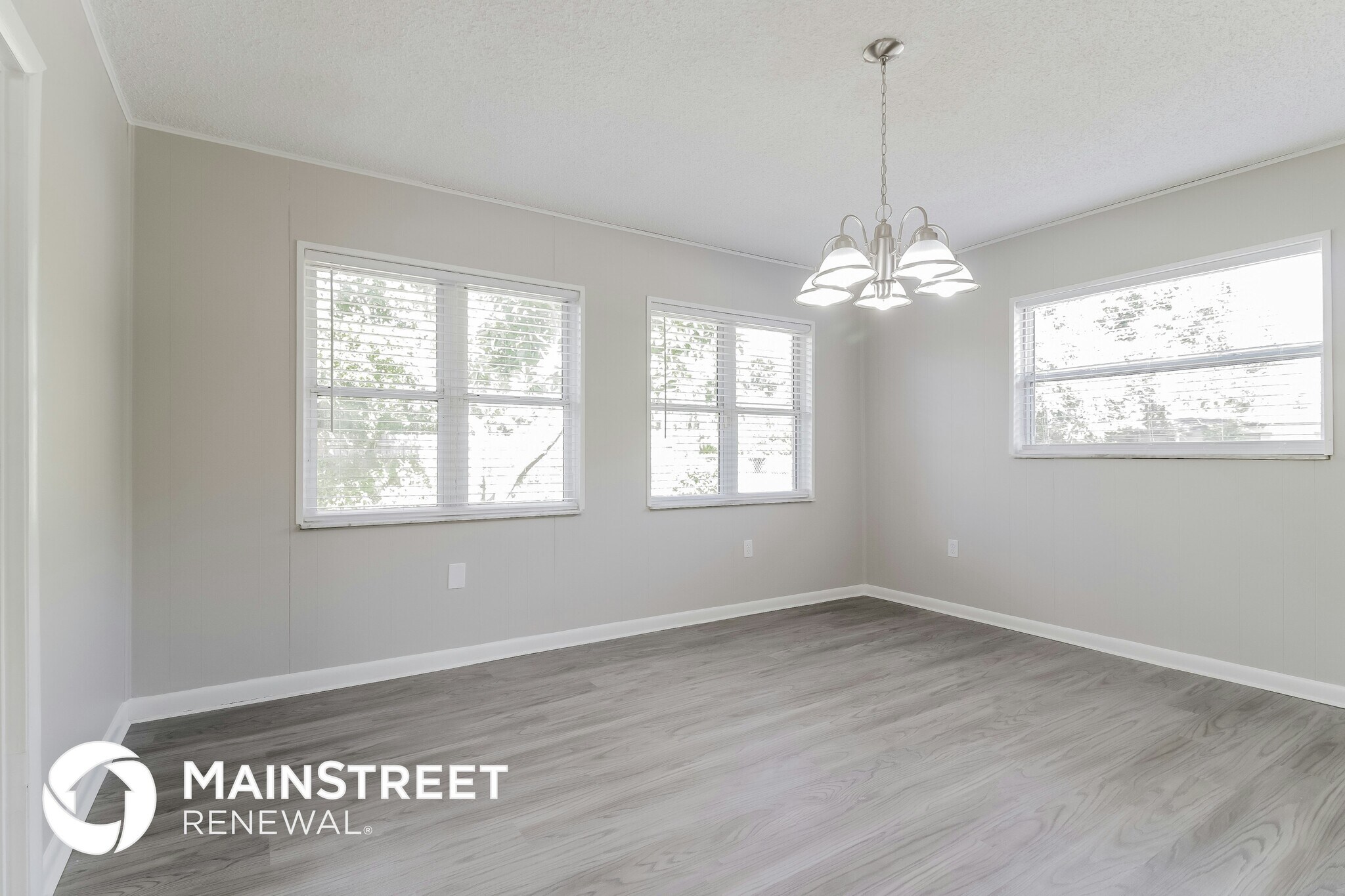 Building Photo - 8315 Calais Cir