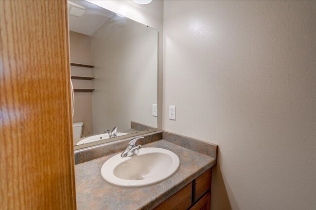 Building Photo - 4735 Valor Way