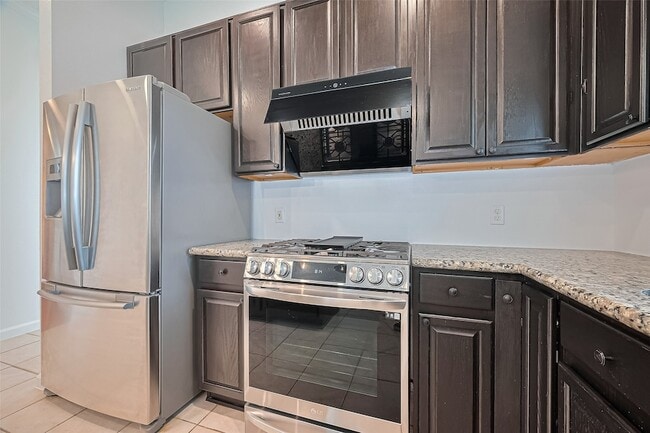 Building Photo - 11042 Sentry Ct