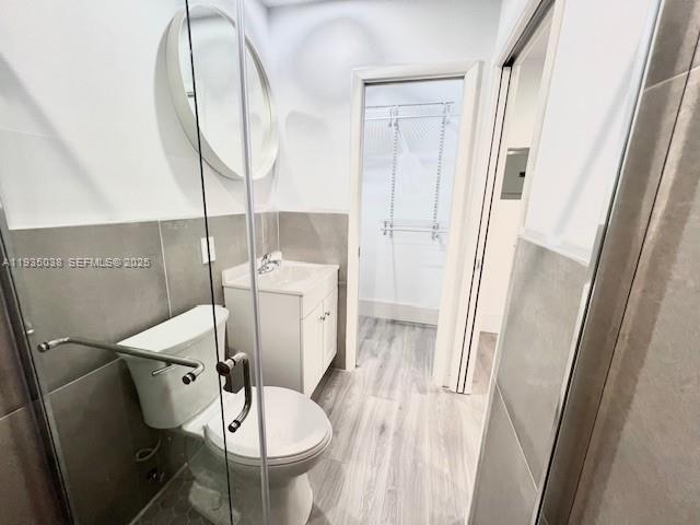 Building Photo - 2645 SE 1st Ct