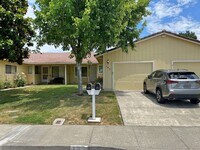 Building Photo - Remodeled Beautiful 2 Bedroom Senior Duple...