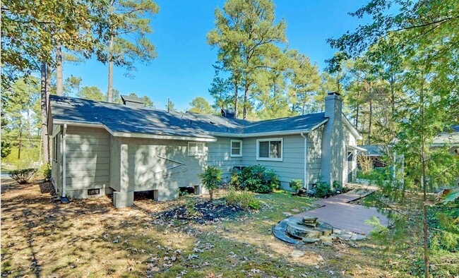 Building Photo - 1315 Clermont Rd