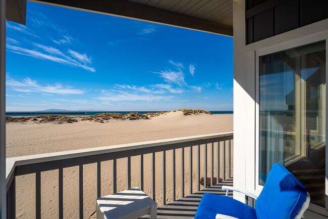 Building Photo - 3321O- Deja Blue | FURNISHED