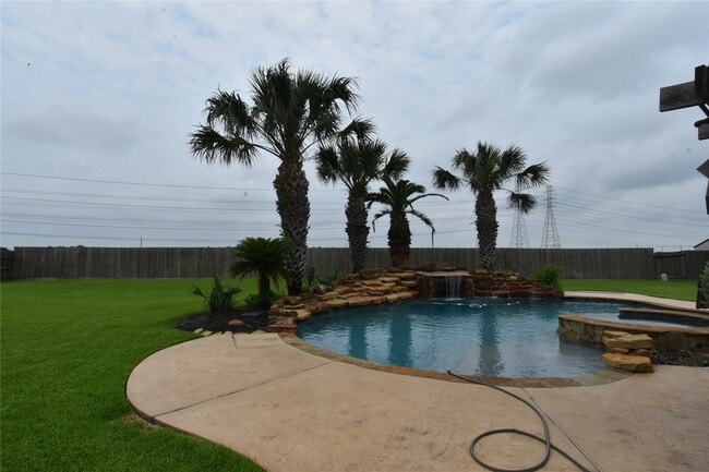 Building Photo - 19439 Suffolk Hollow Ln