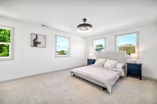 Building Photo - 1710 Johnson St