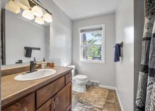 Building Photo - 6601 Jersey Ave N