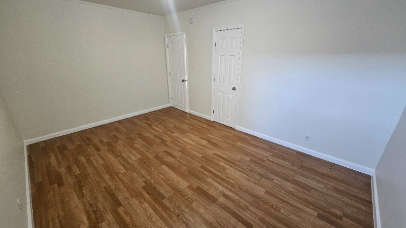 Building Photo - 915 S Ardmore Ave