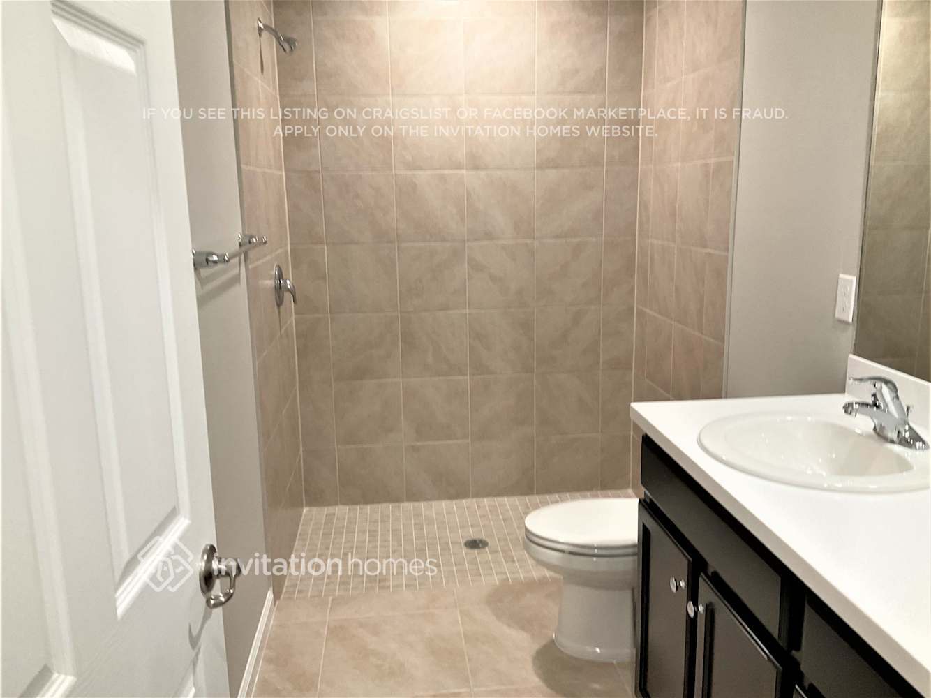 Building Photo - 529 SW Undallo Rd