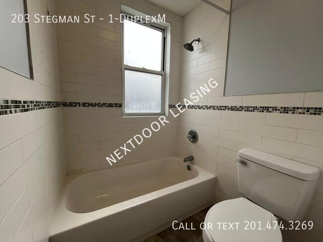 Building Photo - 203 Stegman St