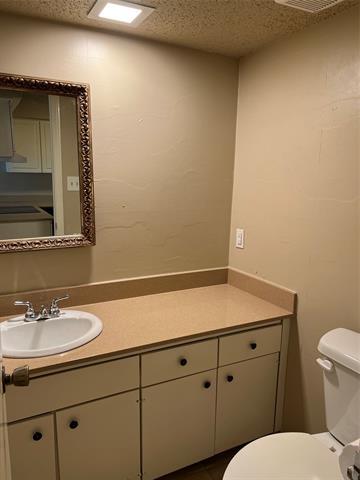 Building Photo - 2234 Irwin St