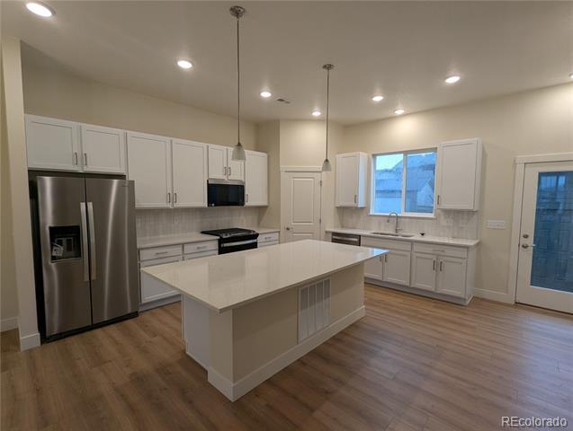 Building Photo - 6175 McKinnon Ct
