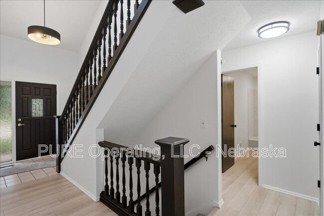 Building Photo - 15527 Mason Cir
