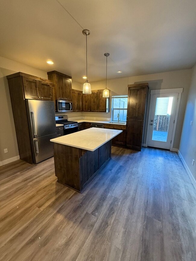 Building Photo - ree20124