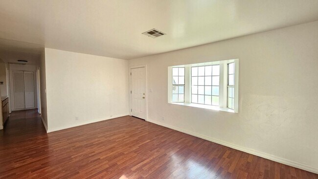 Building Photo - Lancaster Living at Its Best – Upgraded 3BR with Yard & Garage