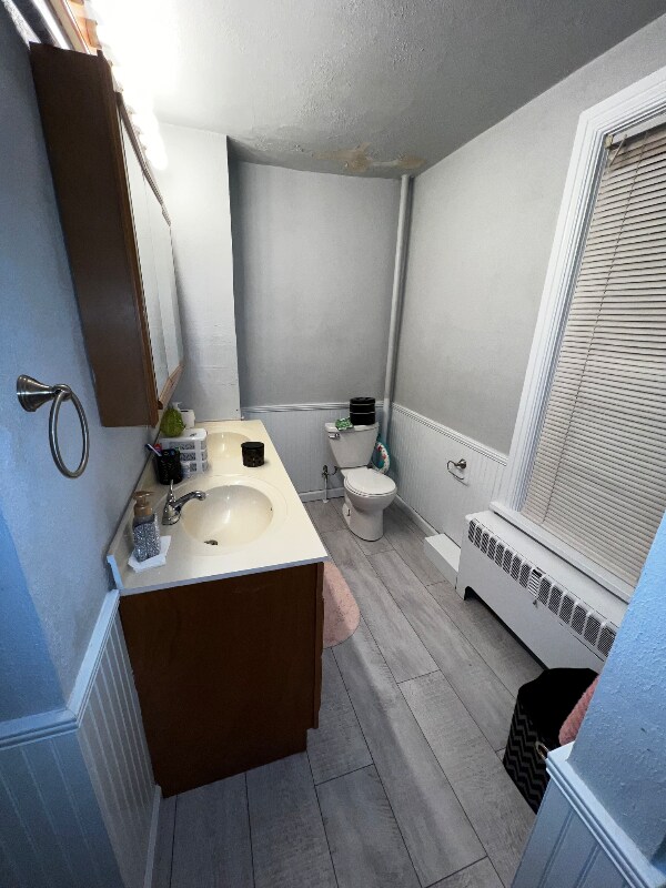 Building Photo - 33 N Lincoln St