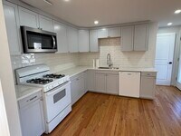 Building Photo - 178 Storey Ave