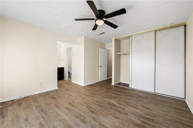 Building Photo - 3184 Nectarine Cir