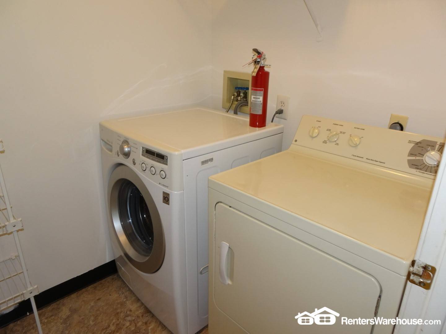 Building Photo - 7906 Valley Manor Rd